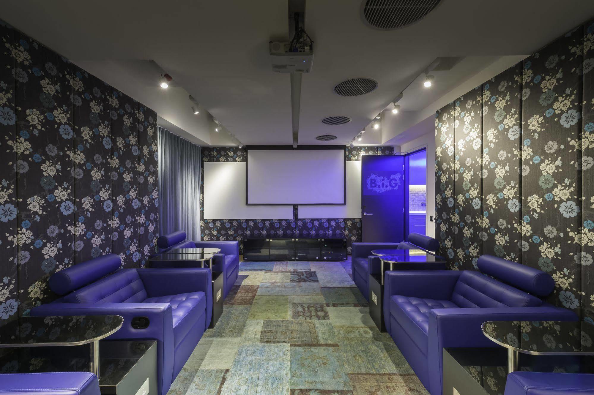 Отель Southside By Ovolo 4*